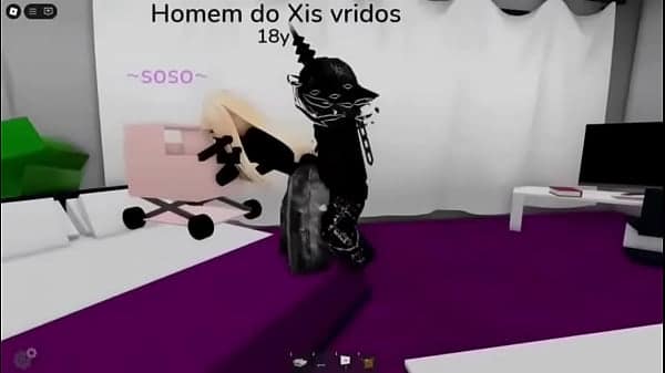 Loira alta foi brincar e aprendeu a lição no brookhaven