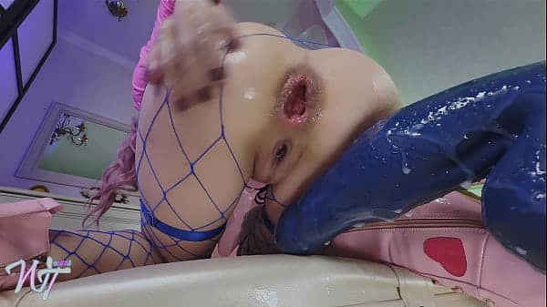 Anime girl Dispelling boredom with anal