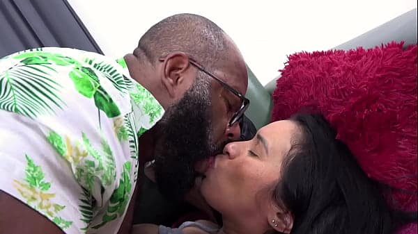 Amor vc chegou a transar com ele?